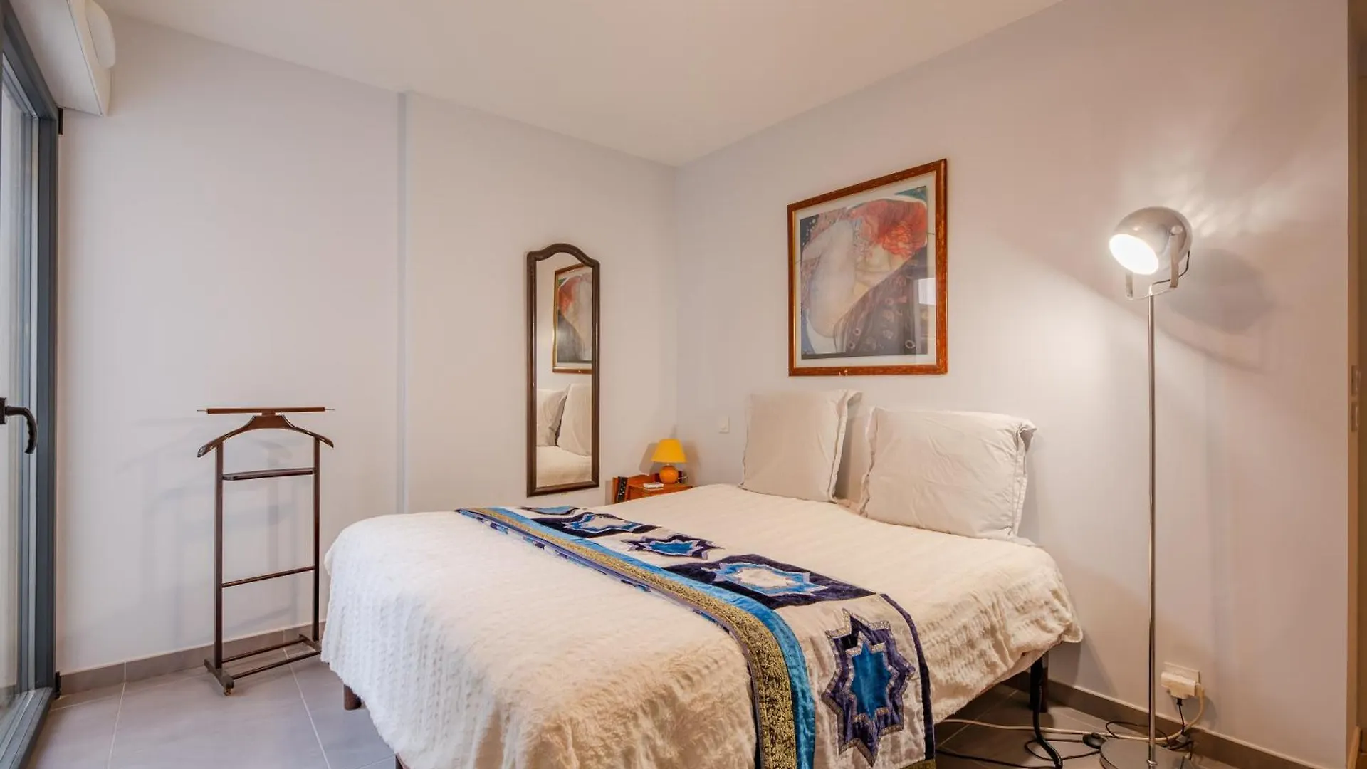 Apartment Coeur D'Azur - Apt Climatise - 1Km Plage Saint-Raphael