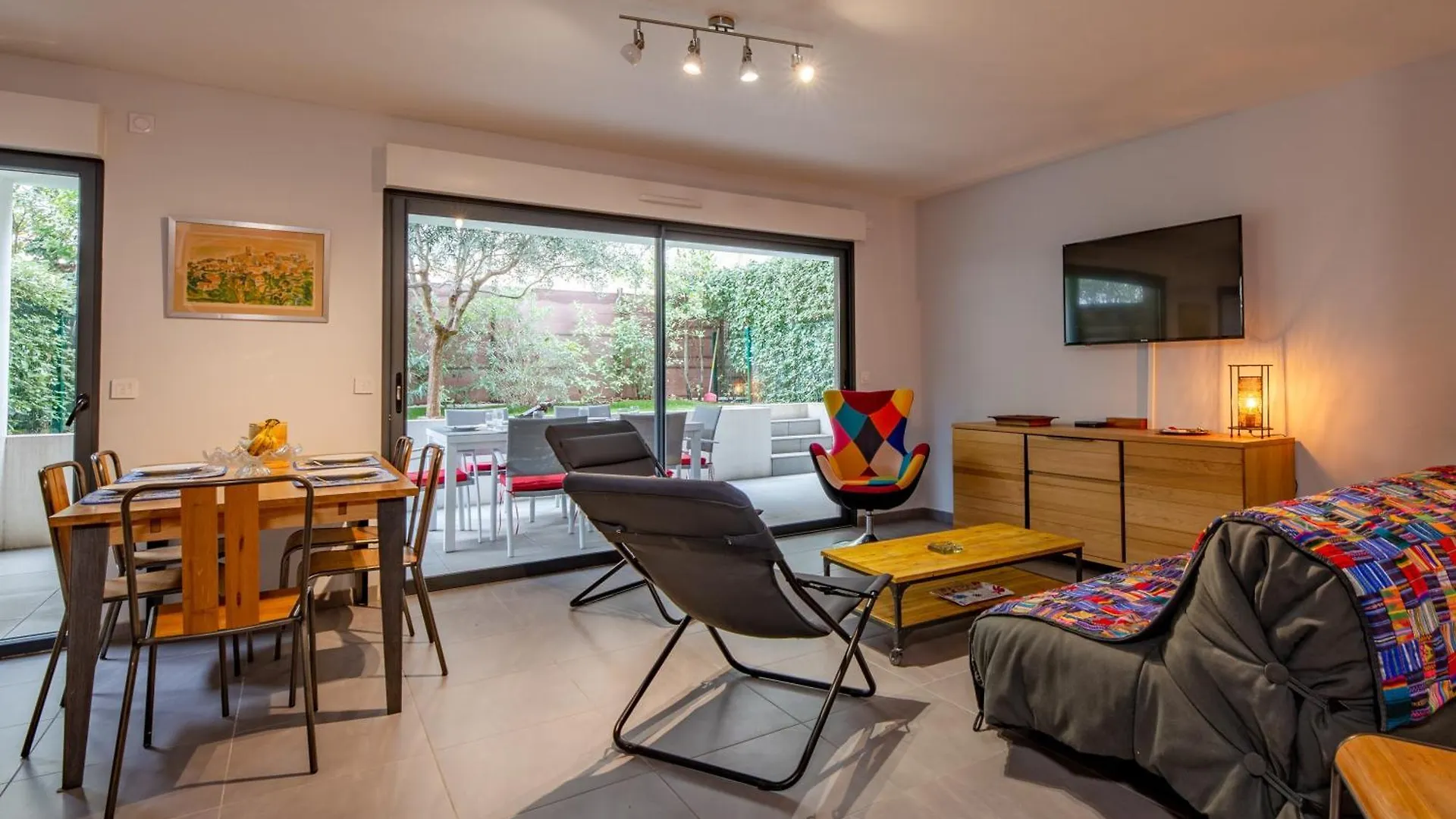 Coeur D'Azur - Apt Climatise - 1Km Plage Saint-Raphael